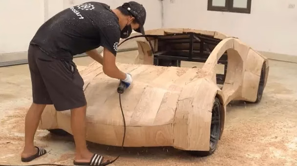 Construire un composteur en bois de palettes récupérées